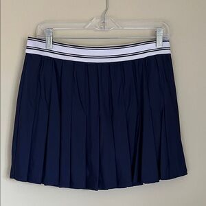 Vineyard Vines Navy Skort with White Waistband
